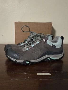 Oboz Sapphire Low Hiking/Trail Shoes Womens Size 6 Gray EUC